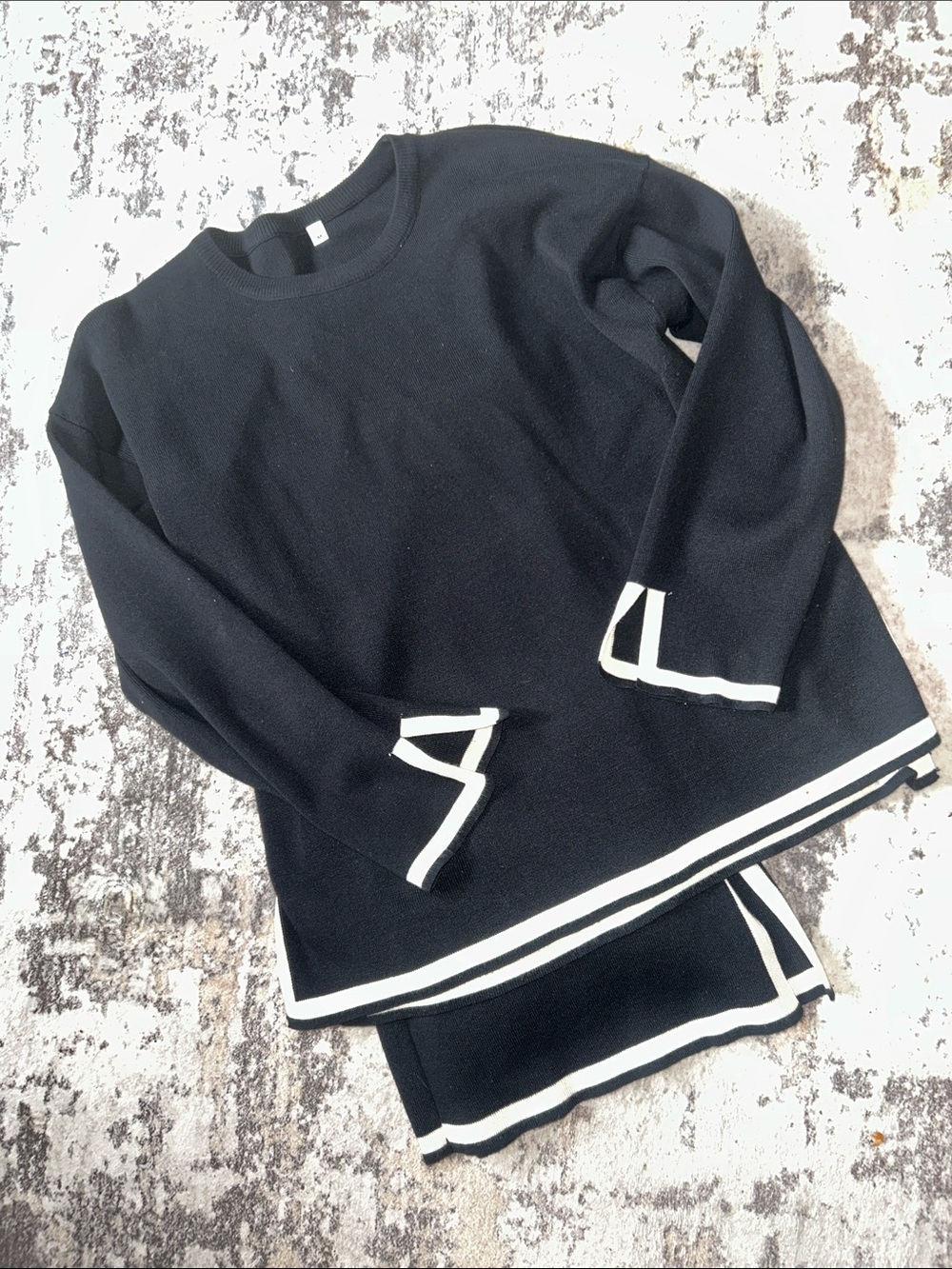 Pantsuit Black with Cream Trim Size M - Picture 2 of 5